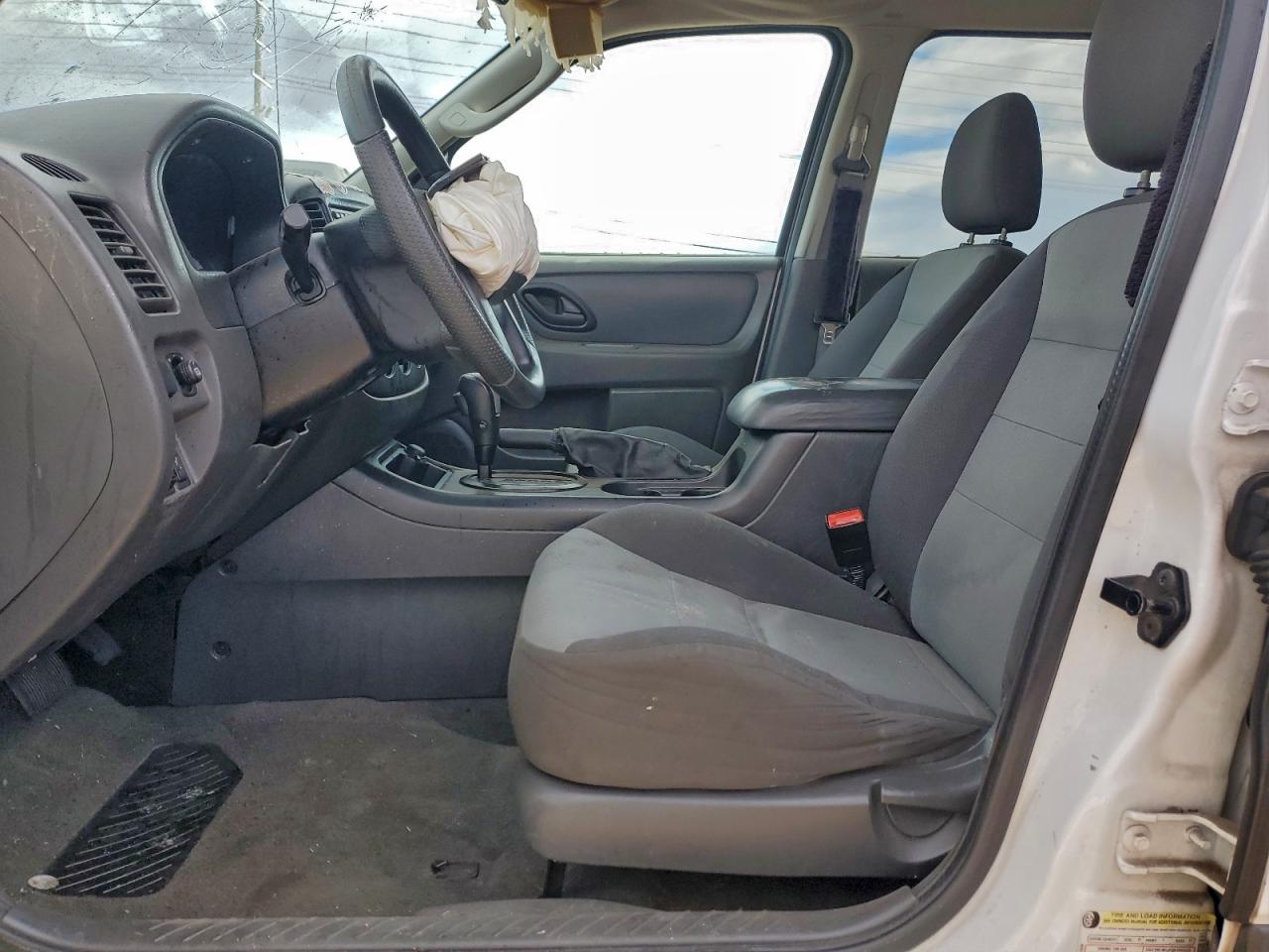 2006 FORD ESCAPE XLS photo 7