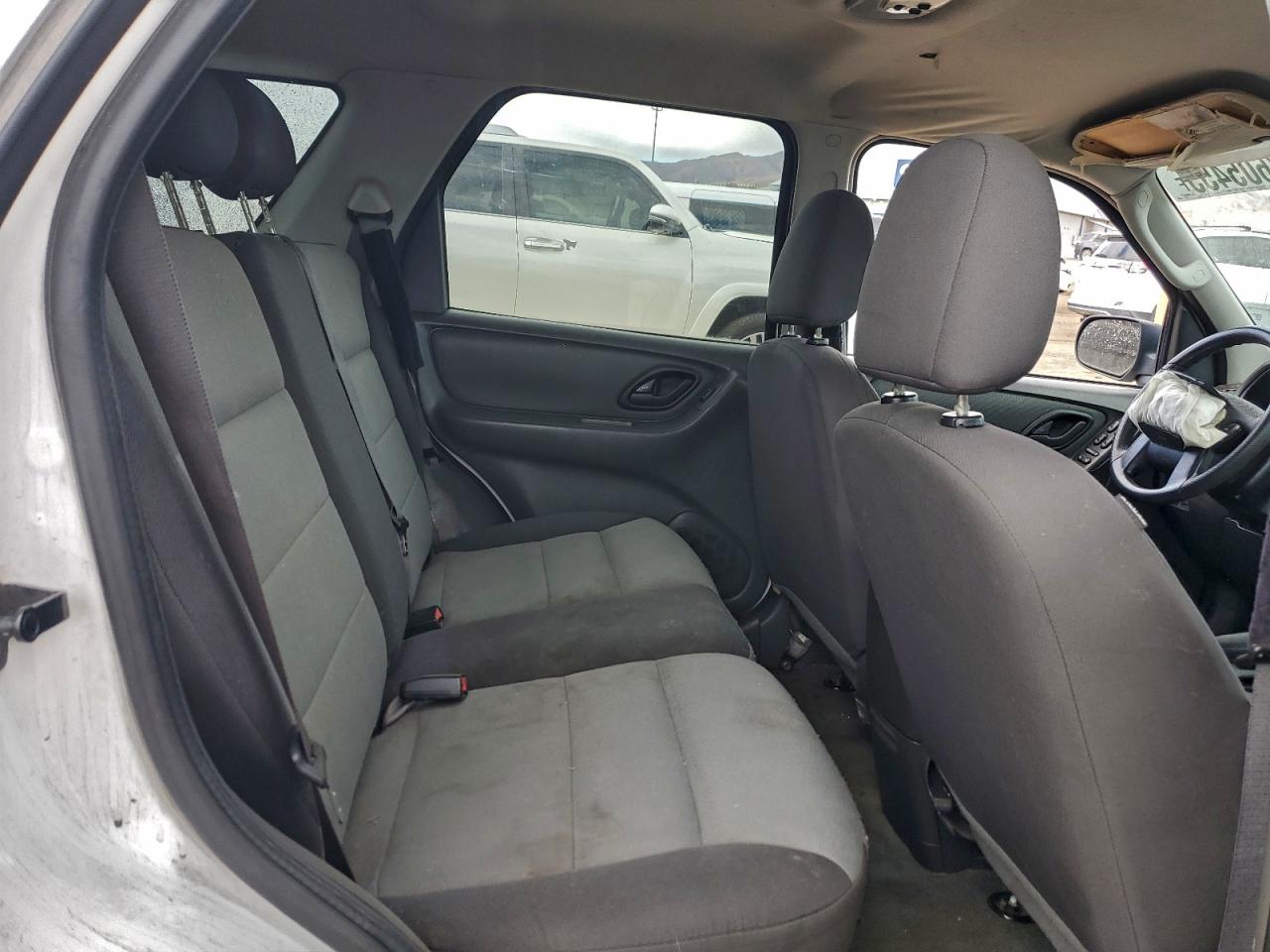 2006 FORD ESCAPE XLS photo 10