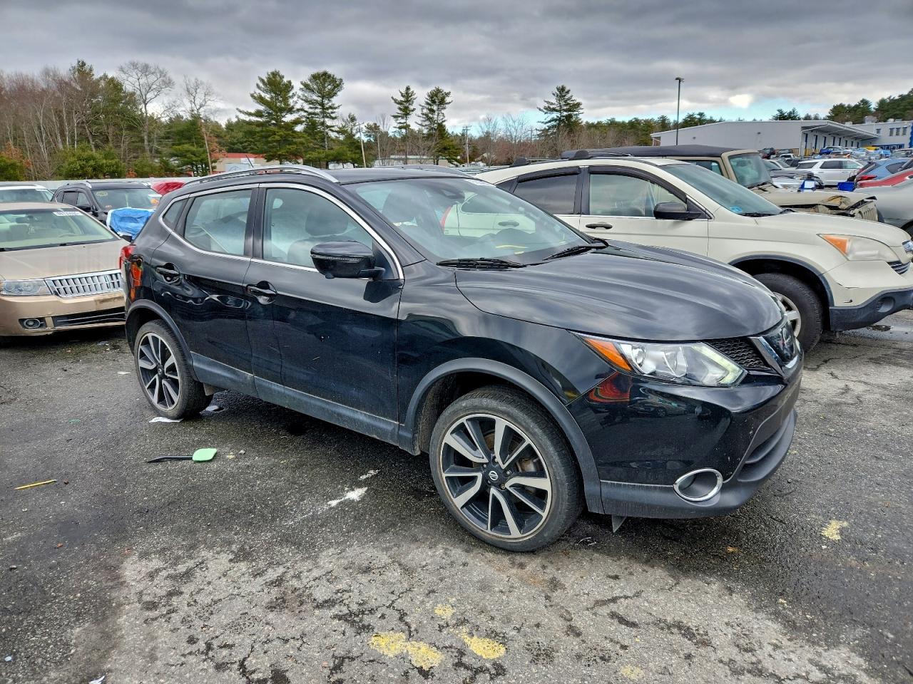 2019 NISSAN ROGUE SPORT S photo 4