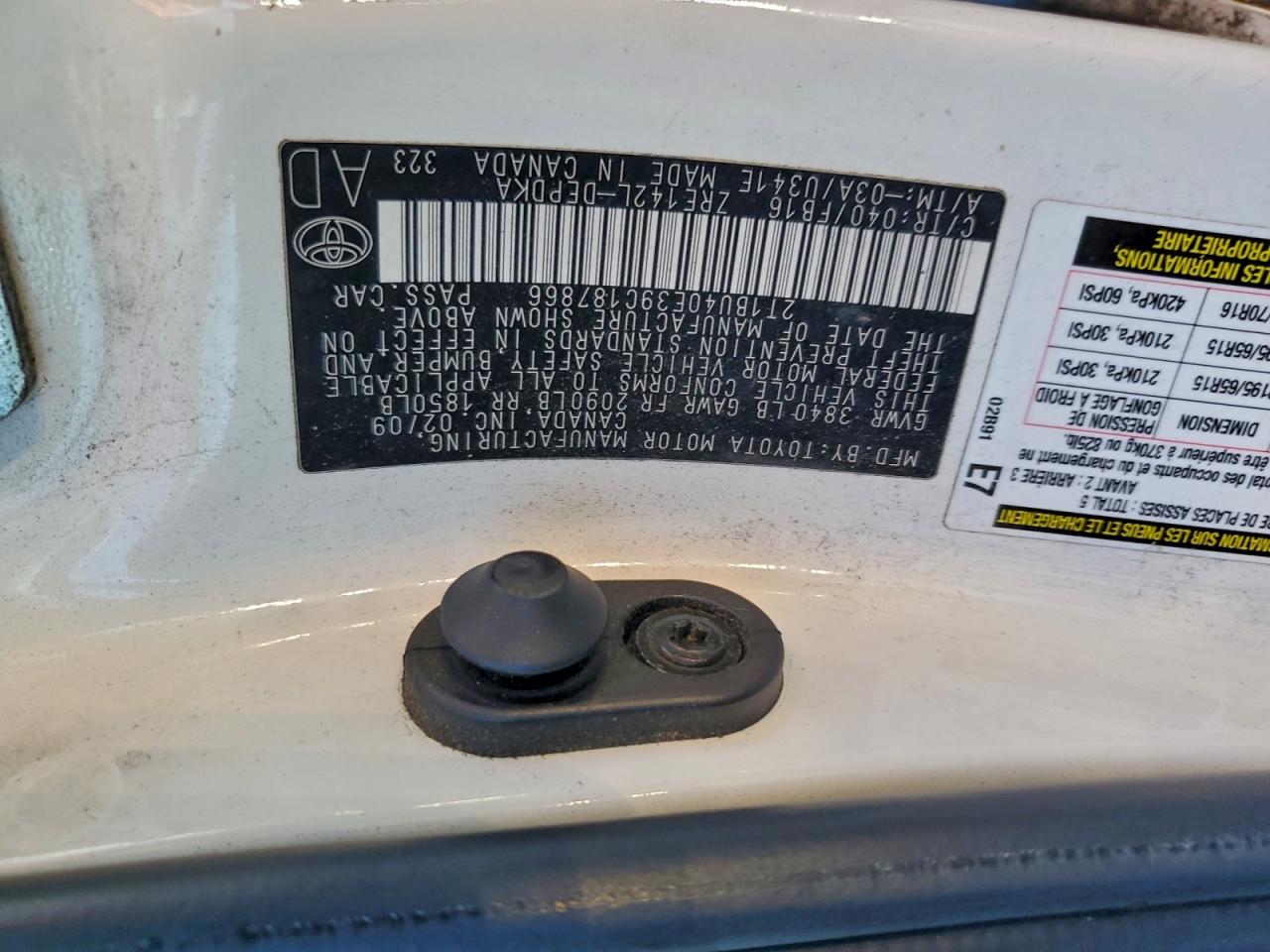 2009 TOYOTA COROLLA BASE photo 23