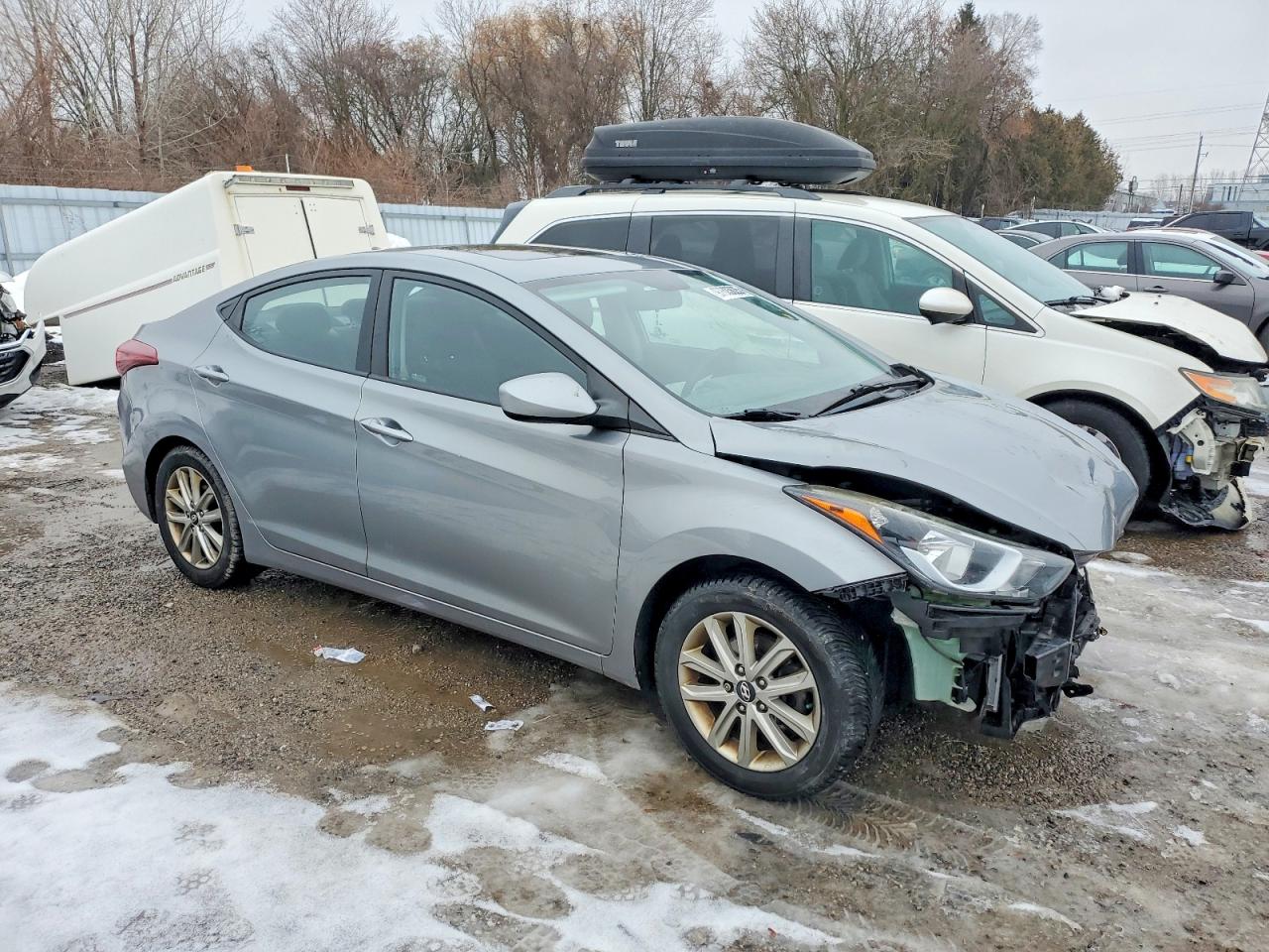 2016 HYUNDAI ELANTRA SE photo 4