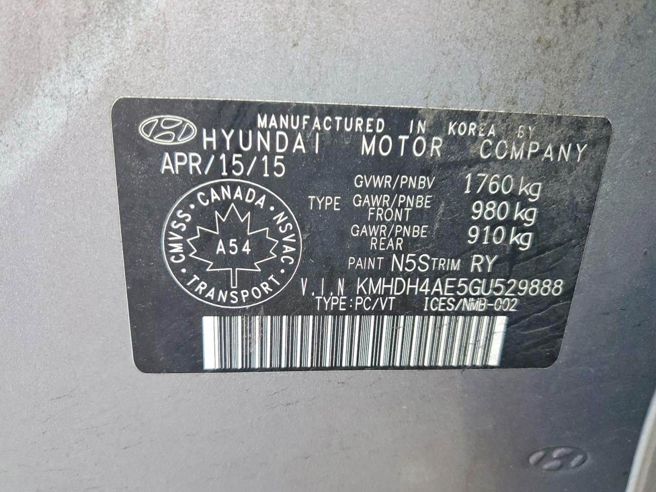 2016 HYUNDAI ELANTRA SE photo 12
