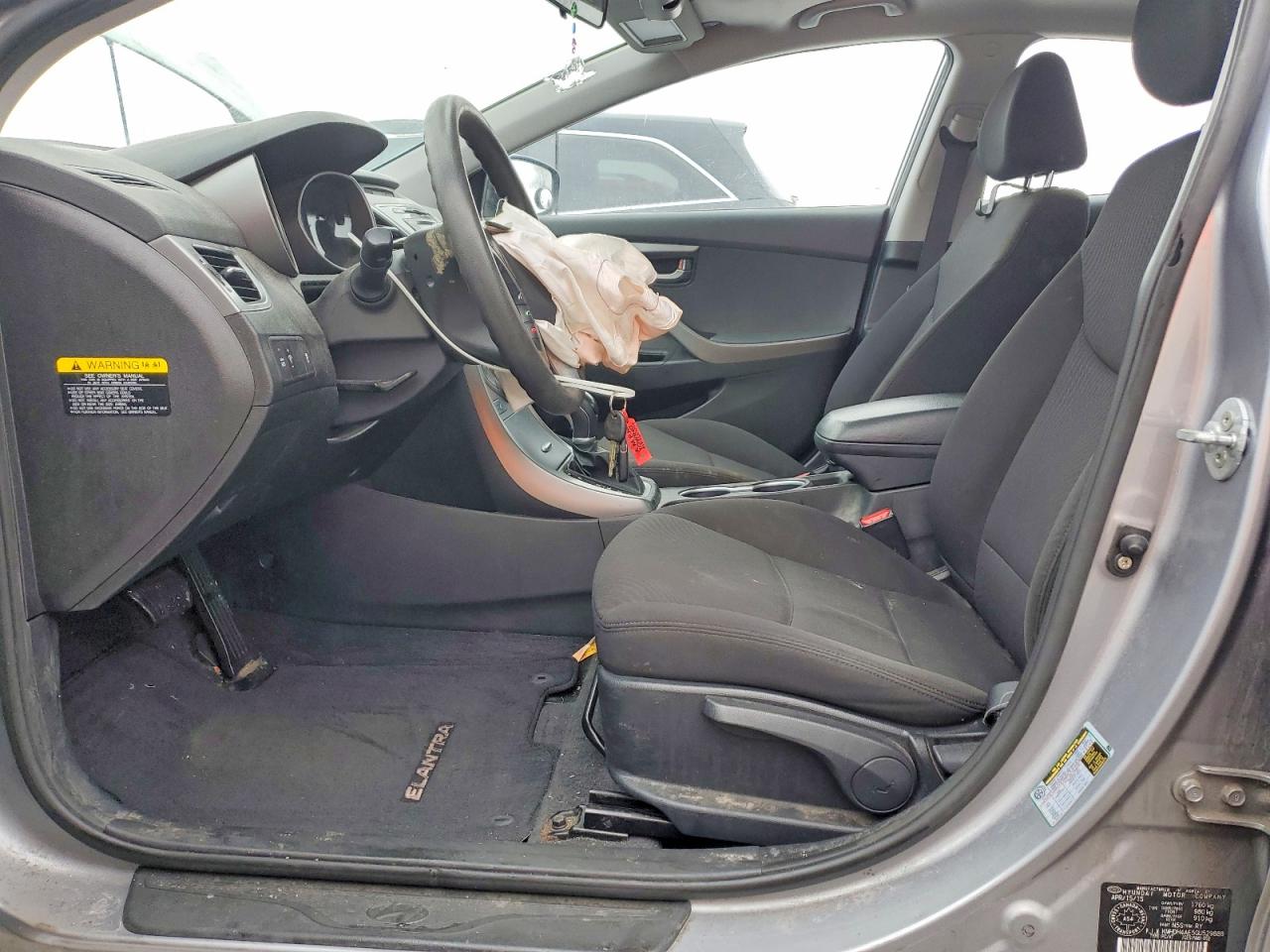2016 HYUNDAI ELANTRA SE photo 7