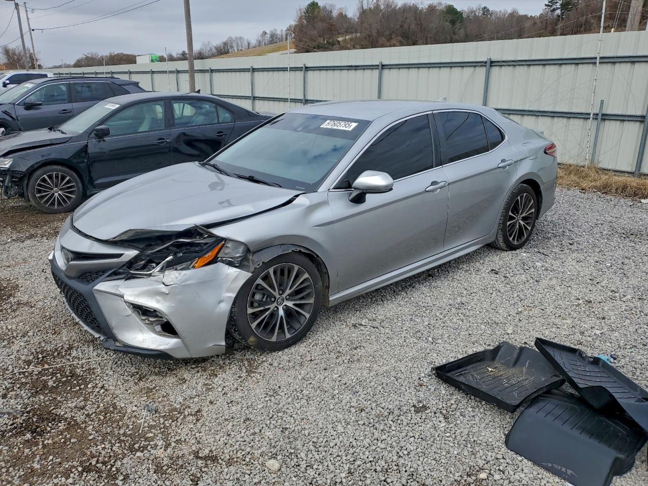 2019 TOYOTA CAMRY