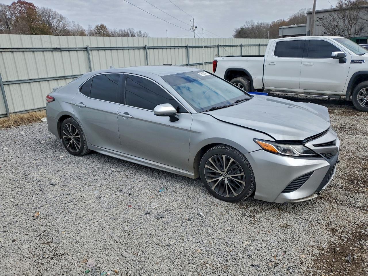 2019 TOYOTA CAMRY L photo 7