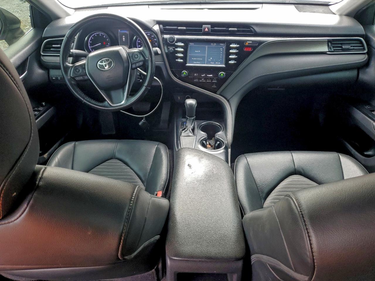 2019 TOYOTA CAMRY L photo 15
