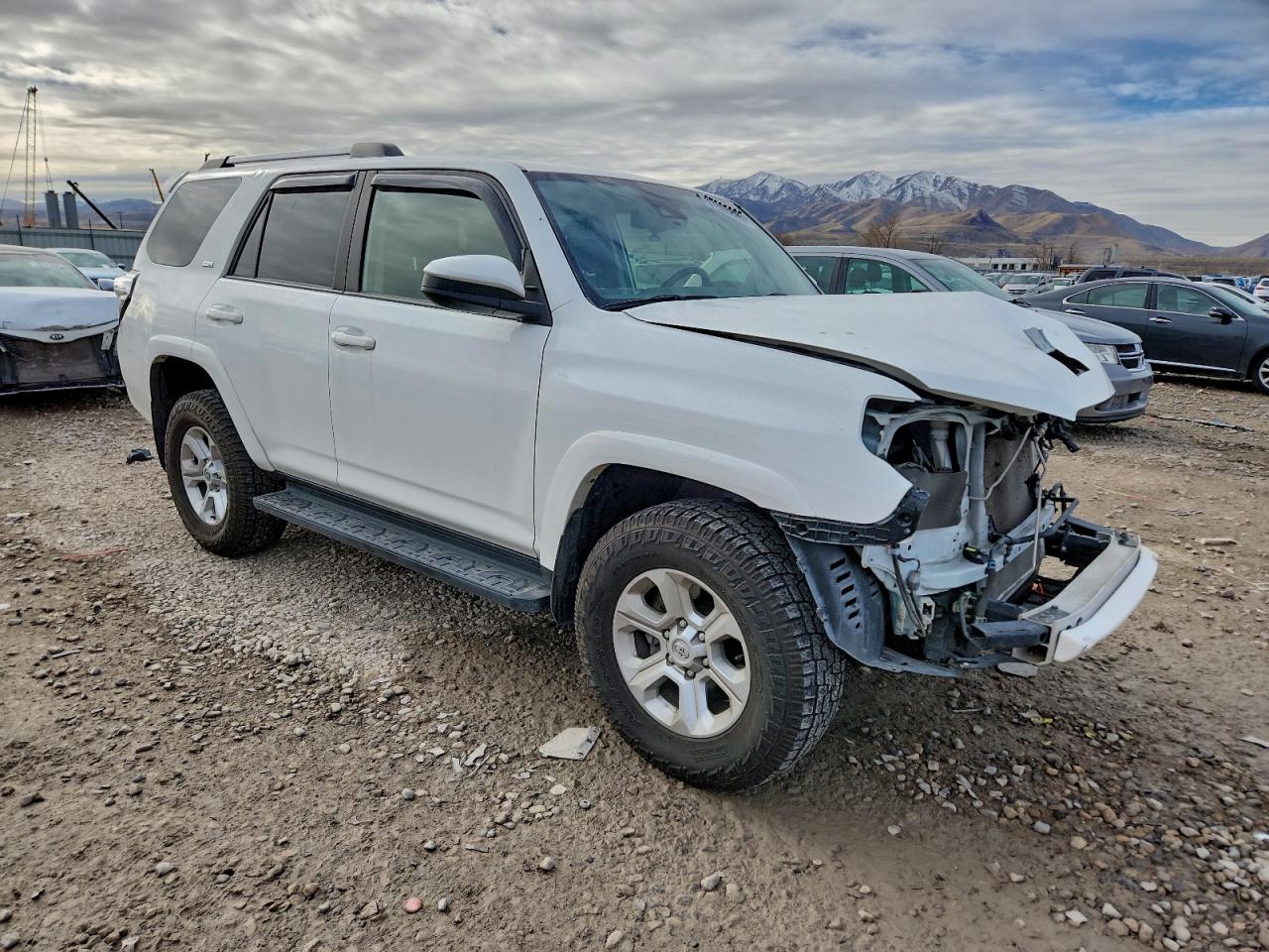 2022 TOYOTA 4RUNNER SR5/SR5 PREMIUM photo 4