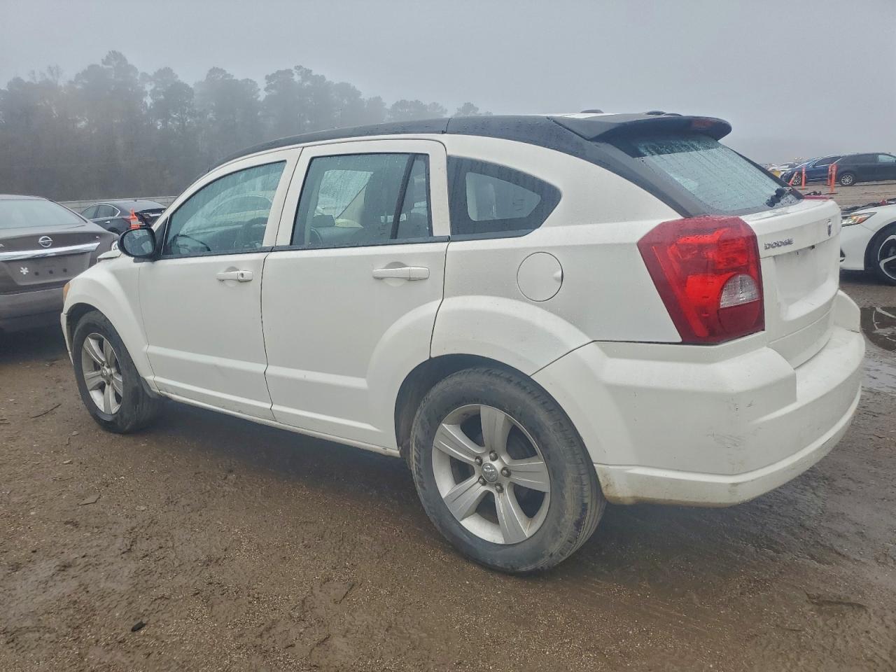 2010 DODGE CALIBER SXT photo 3