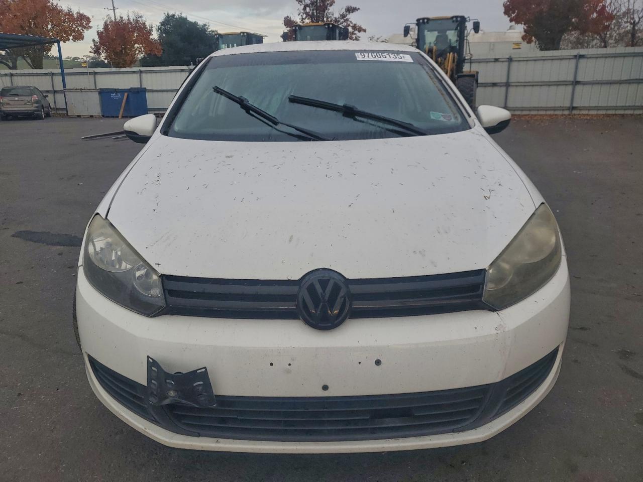 2010 VOLKSWAGEN GOLF photo 5
