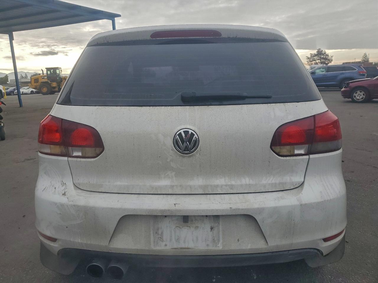2010 VOLKSWAGEN GOLF photo 6