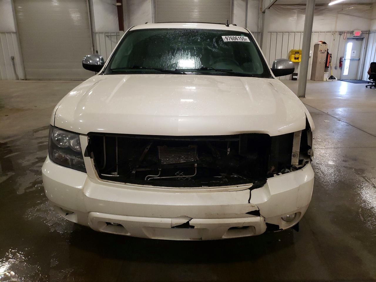 2013 CHEVROLET SUBURBAN K1500 LTZ photo 5