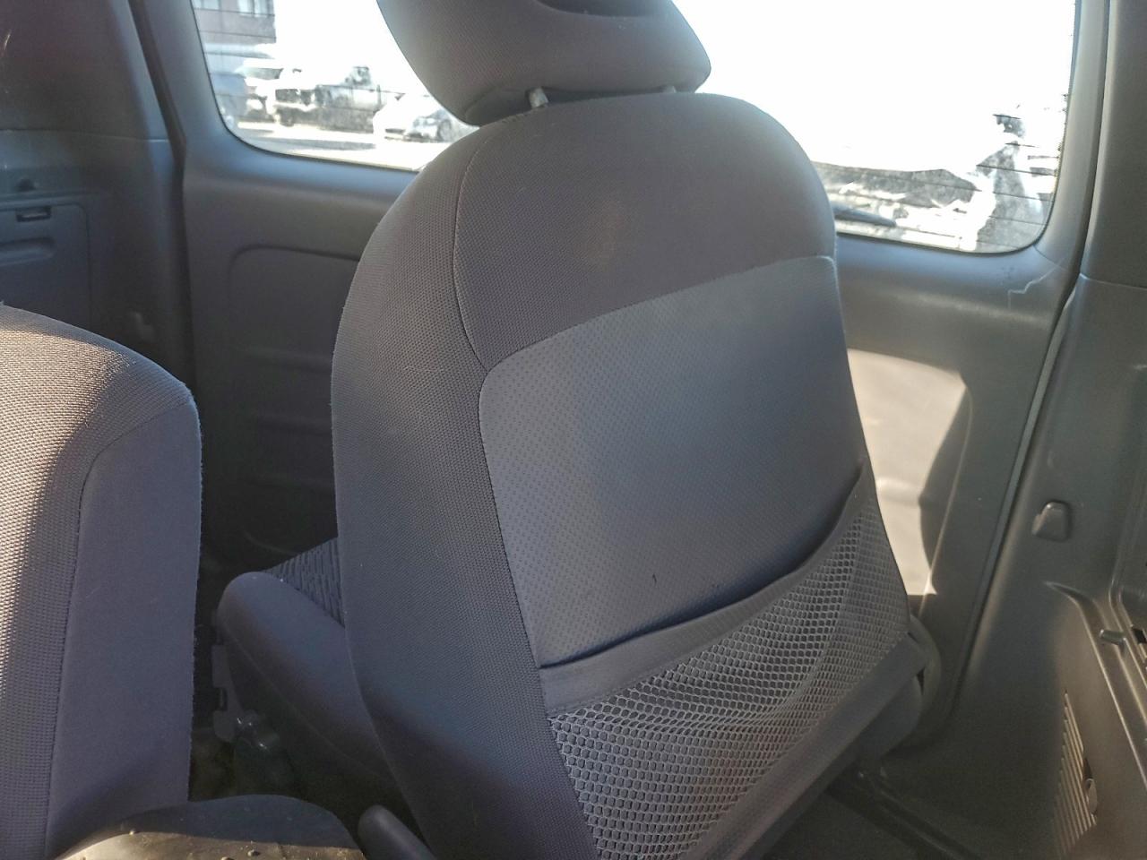 2002 TOYOTA RAV4 photo 34