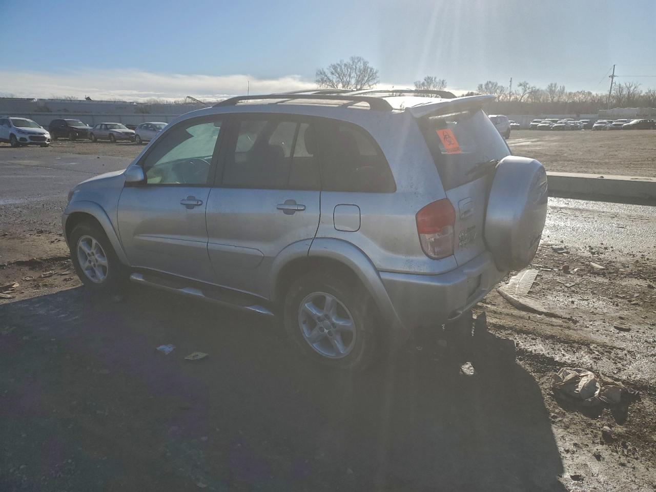 2002 TOYOTA RAV4 photo 4