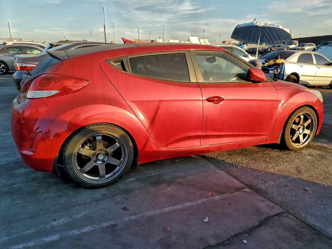 2014 HYUNDAI VELOSTER photo 5