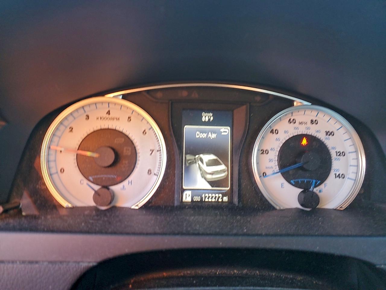 2016 TOYOTA CAMRY LE photo 9