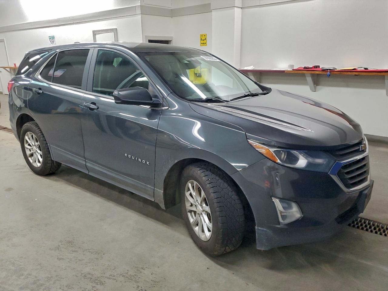 2021 CHEVROLET EQUINOX LT photo 4