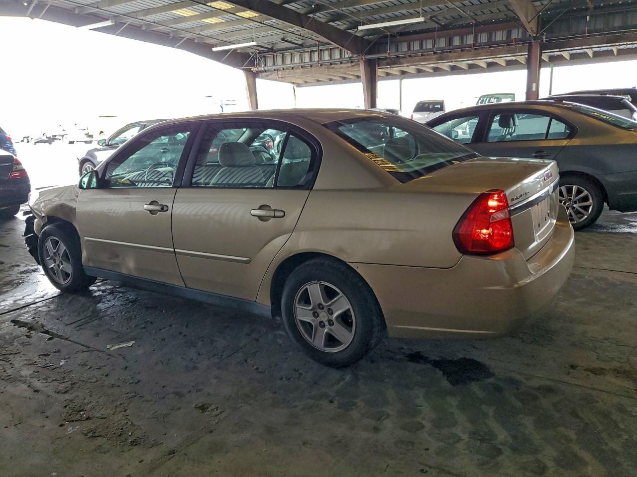 2004 CHEVROLET MALIBU LS photo 2