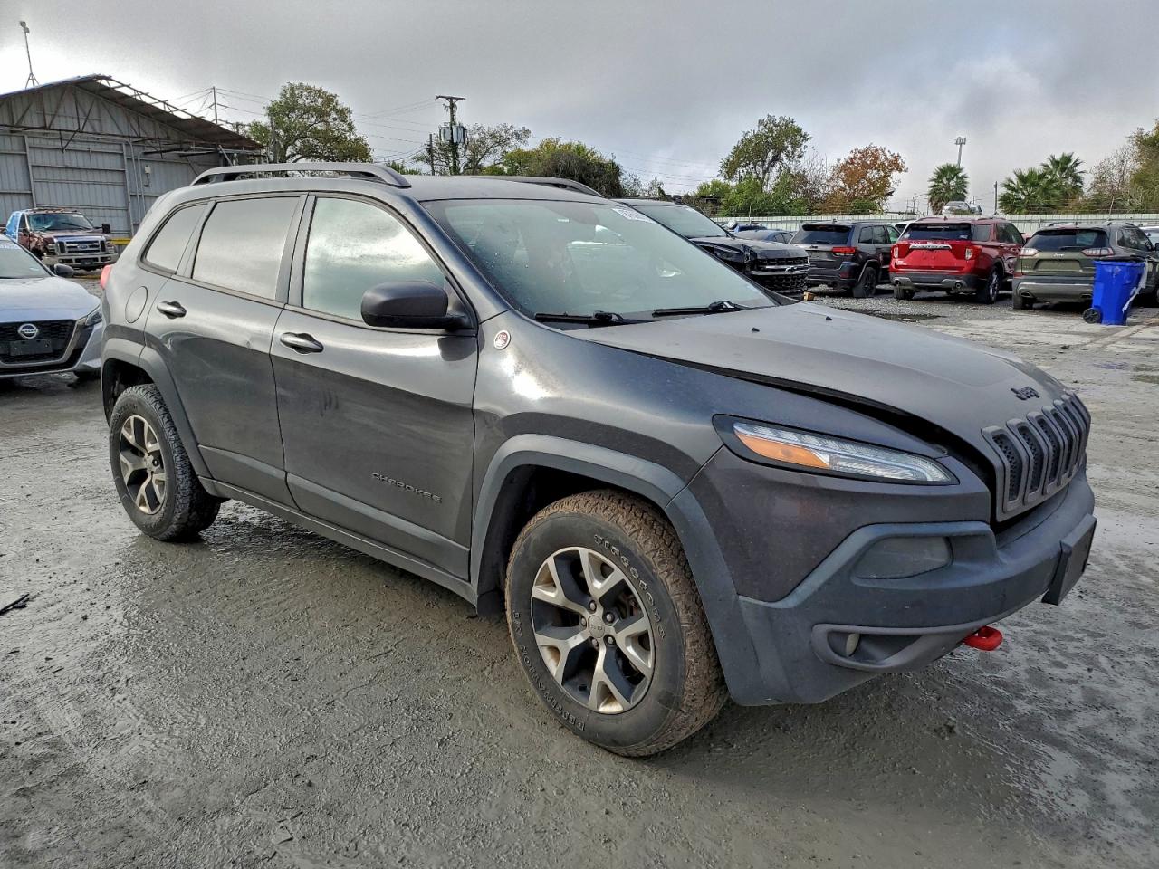 2015 JEEP CHEROKEE TRAILHAWK photo 4