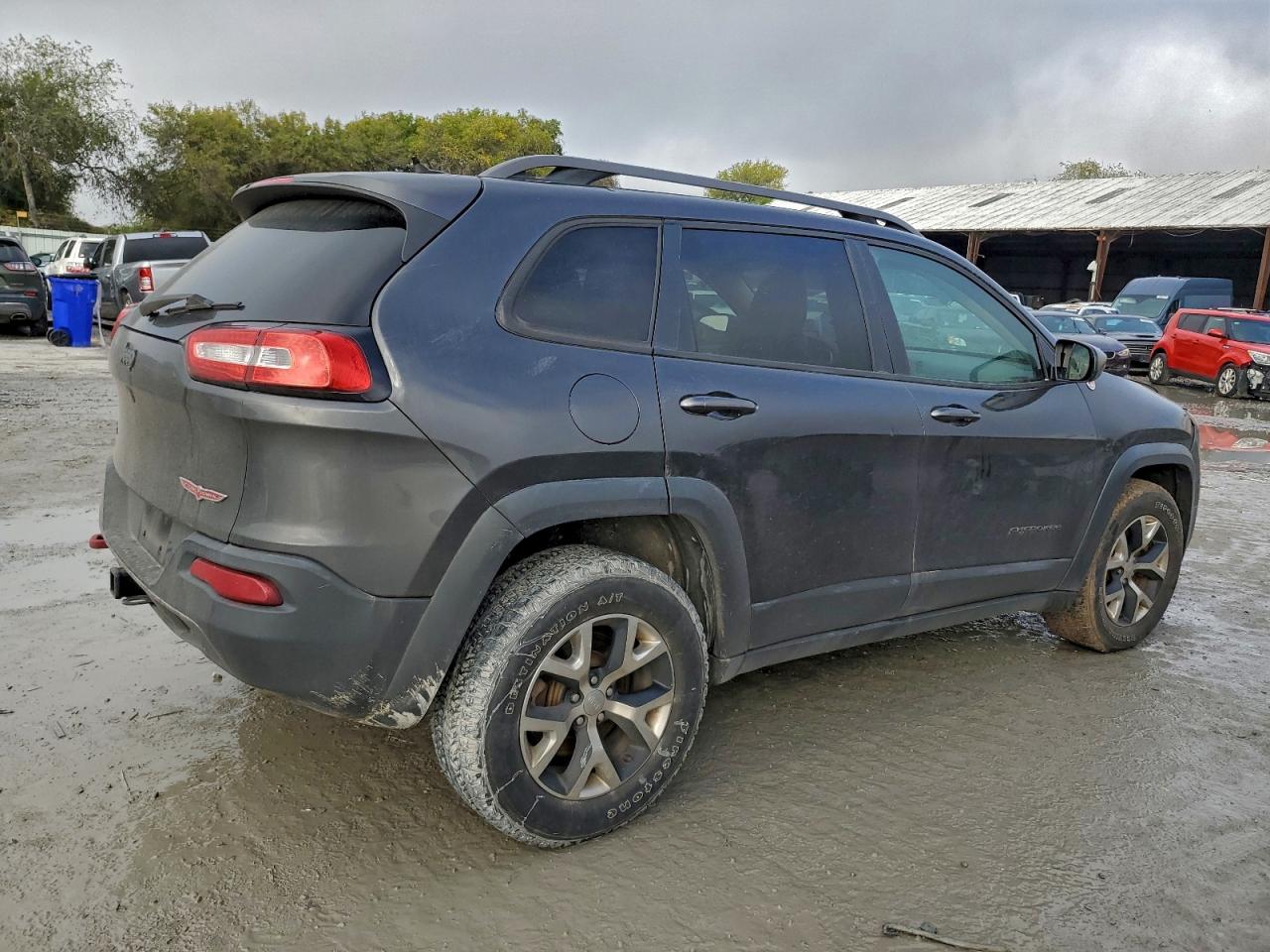 2015 JEEP CHEROKEE TRAILHAWK photo 3