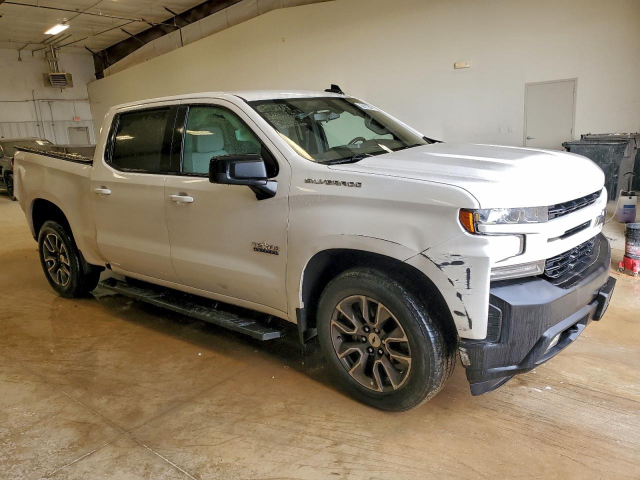 2021 CHEVROLET SILVERADO C1500 RST photo 4