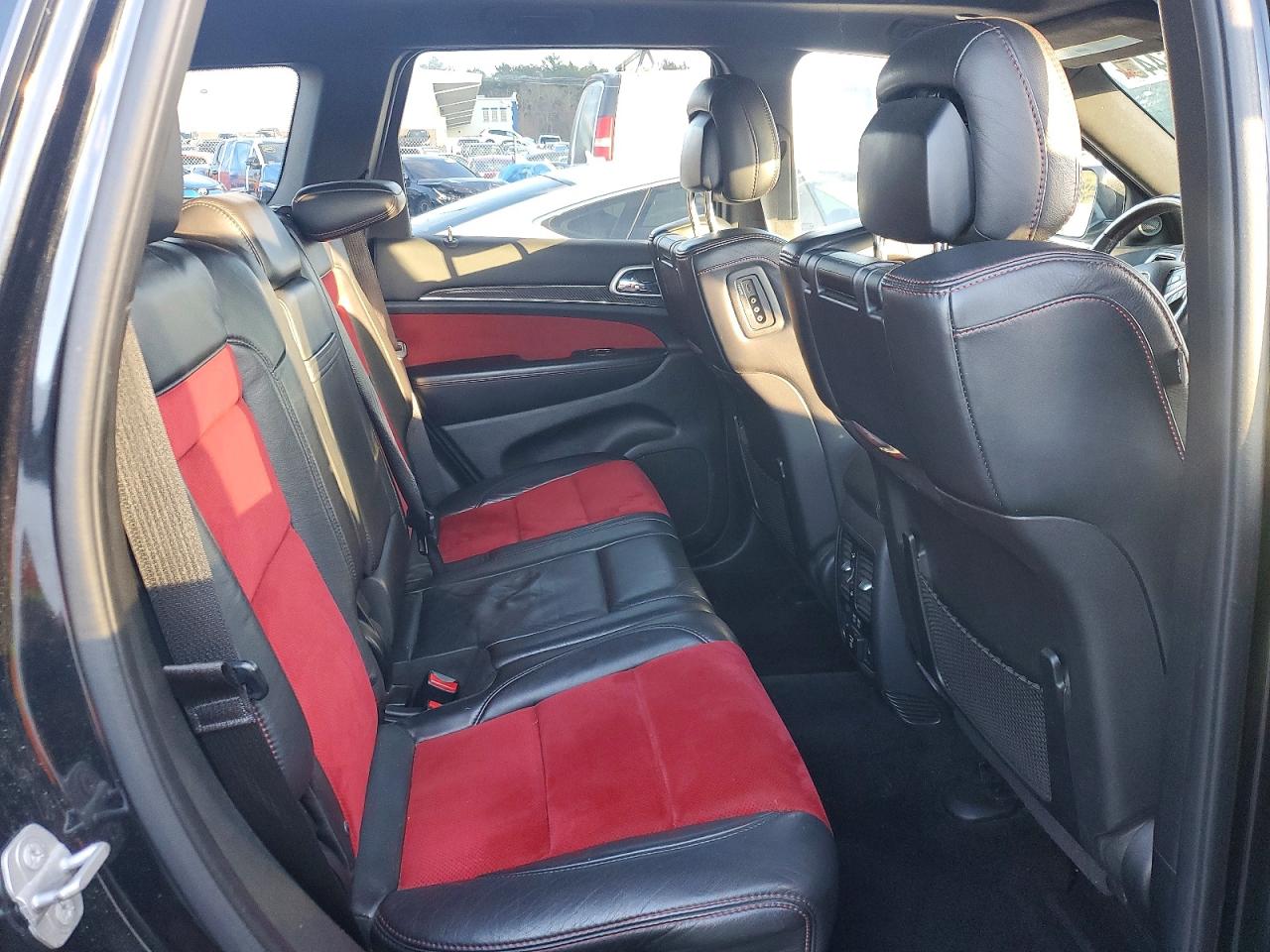 2015 JEEP GRAND CHEROKEE SRT-8 photo 11