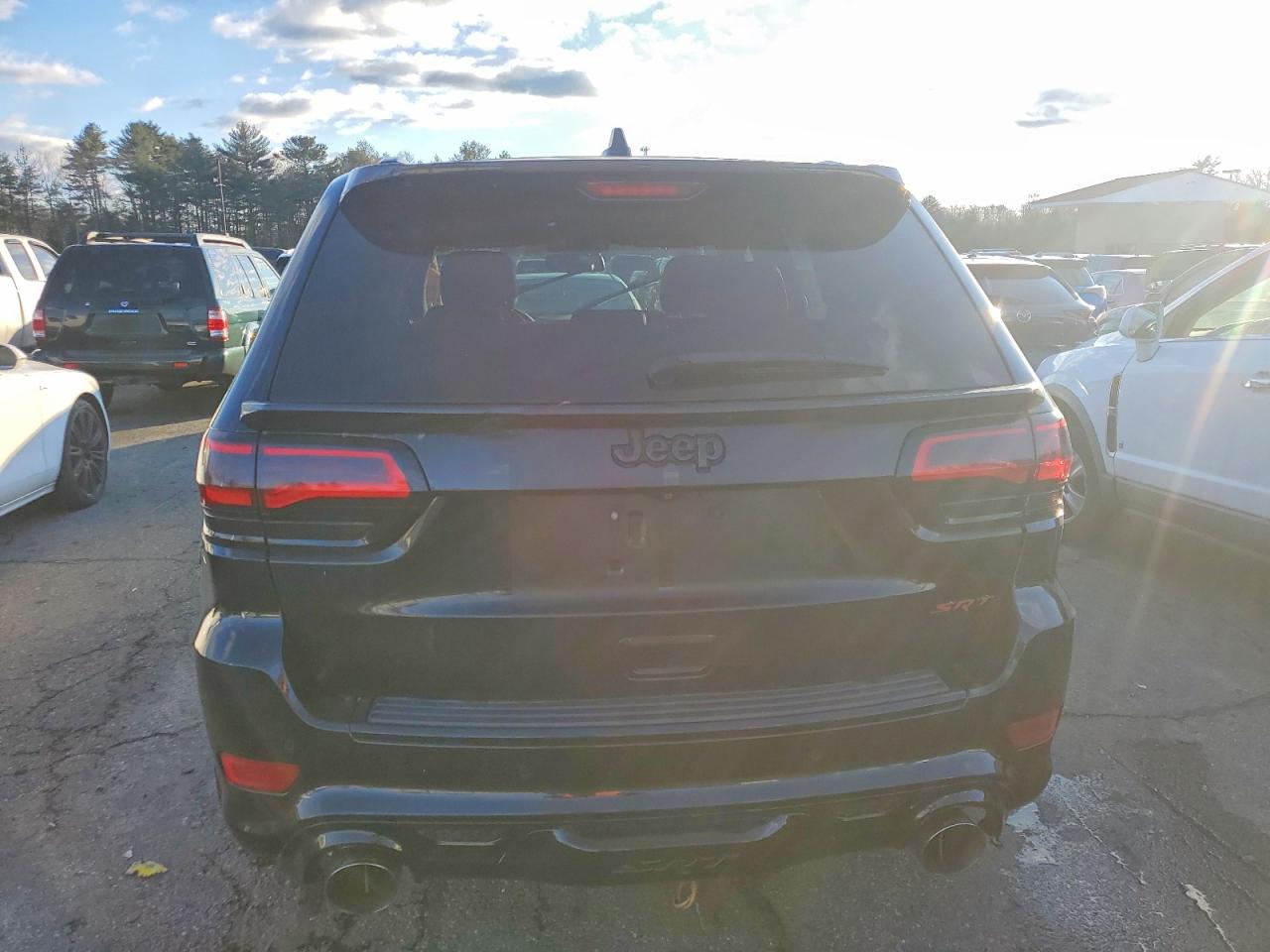 2015 JEEP GRAND CHEROKEE SRT-8 photo 6