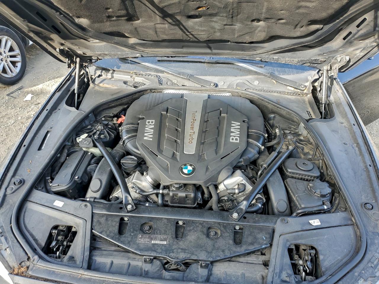 2013 BMW 550 XI photo 11