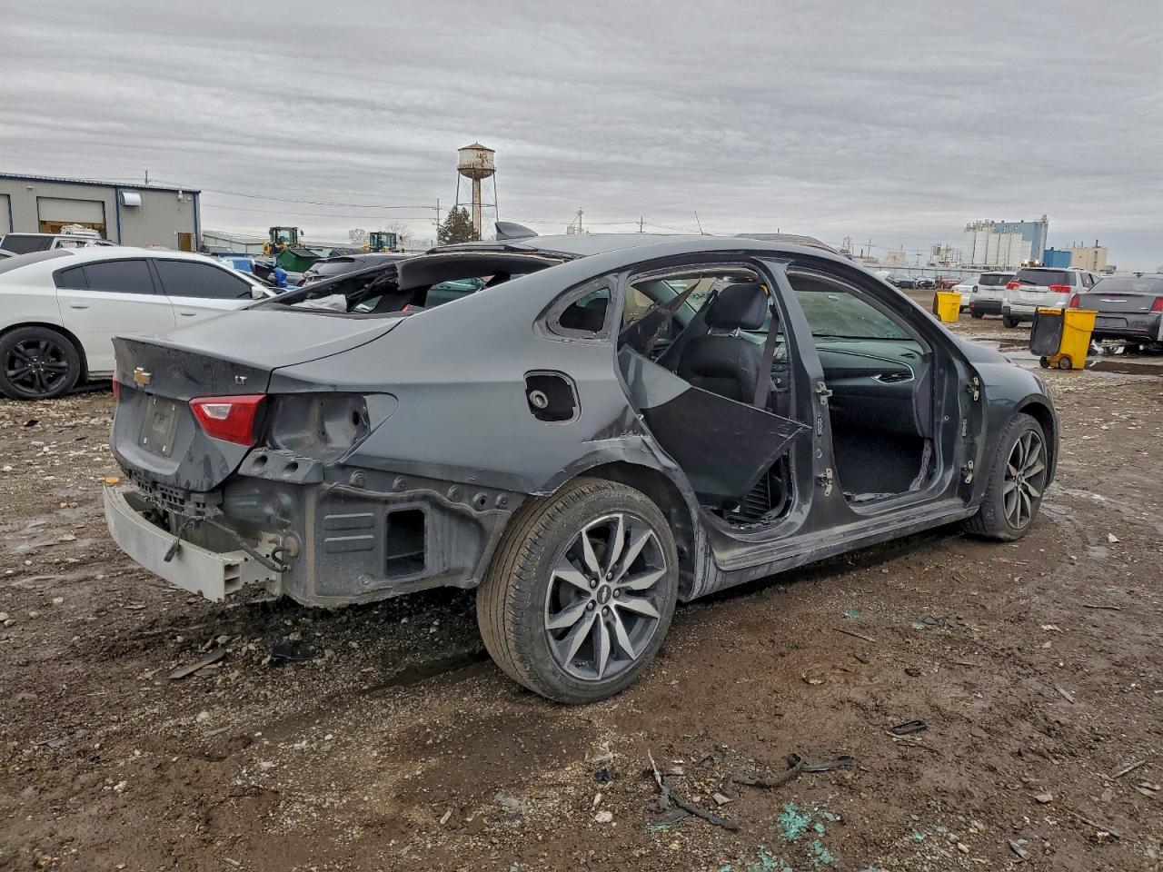 2018 CHEVROLET MALIBU LT photo 3
