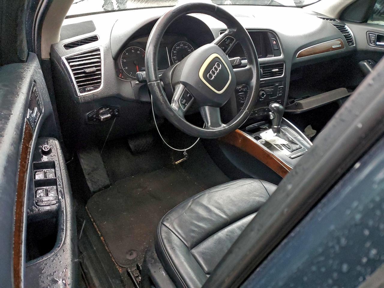 2011 AUDI Q5 PREMIUM photo 8