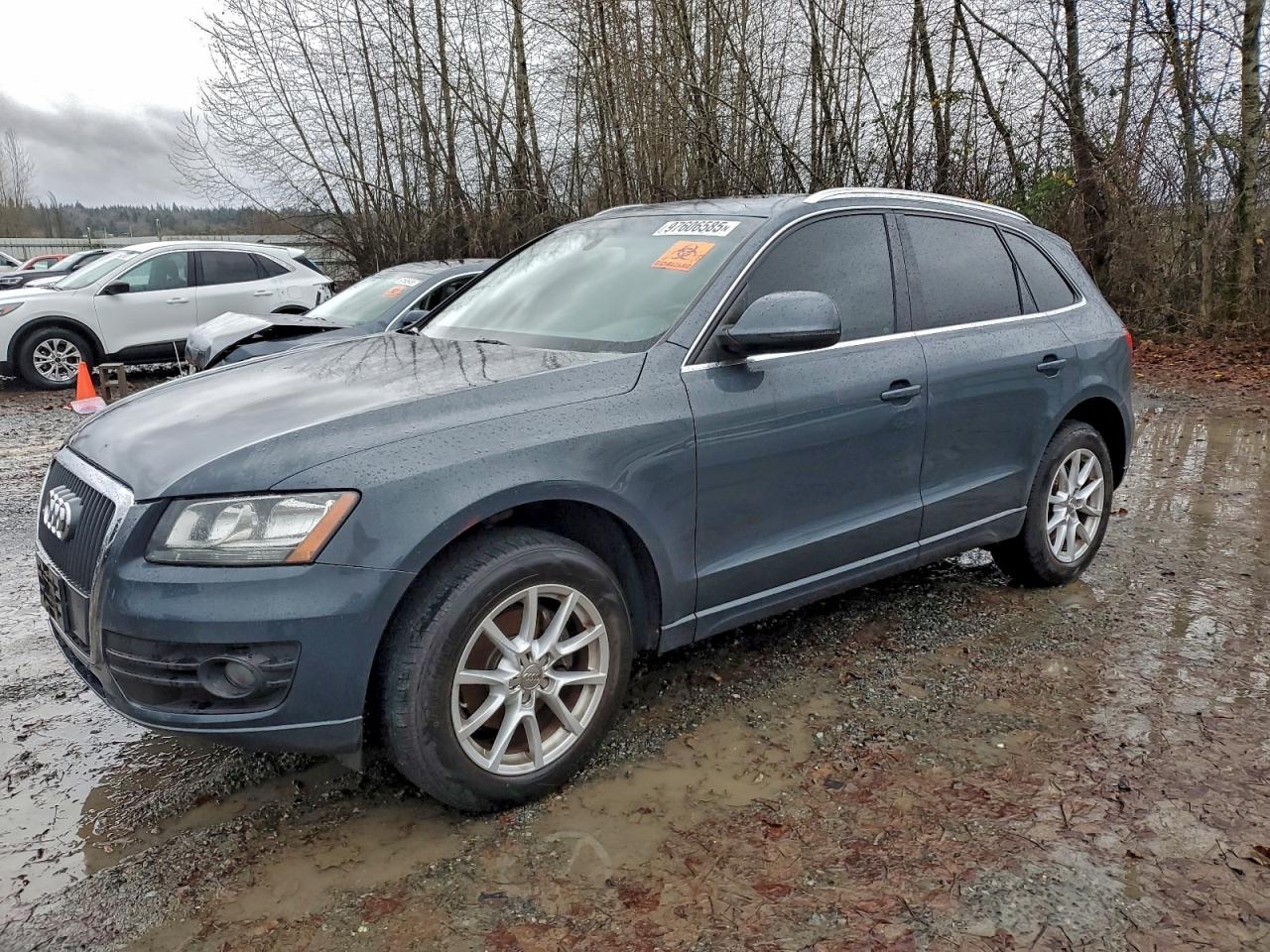 2011 AUDI Q5