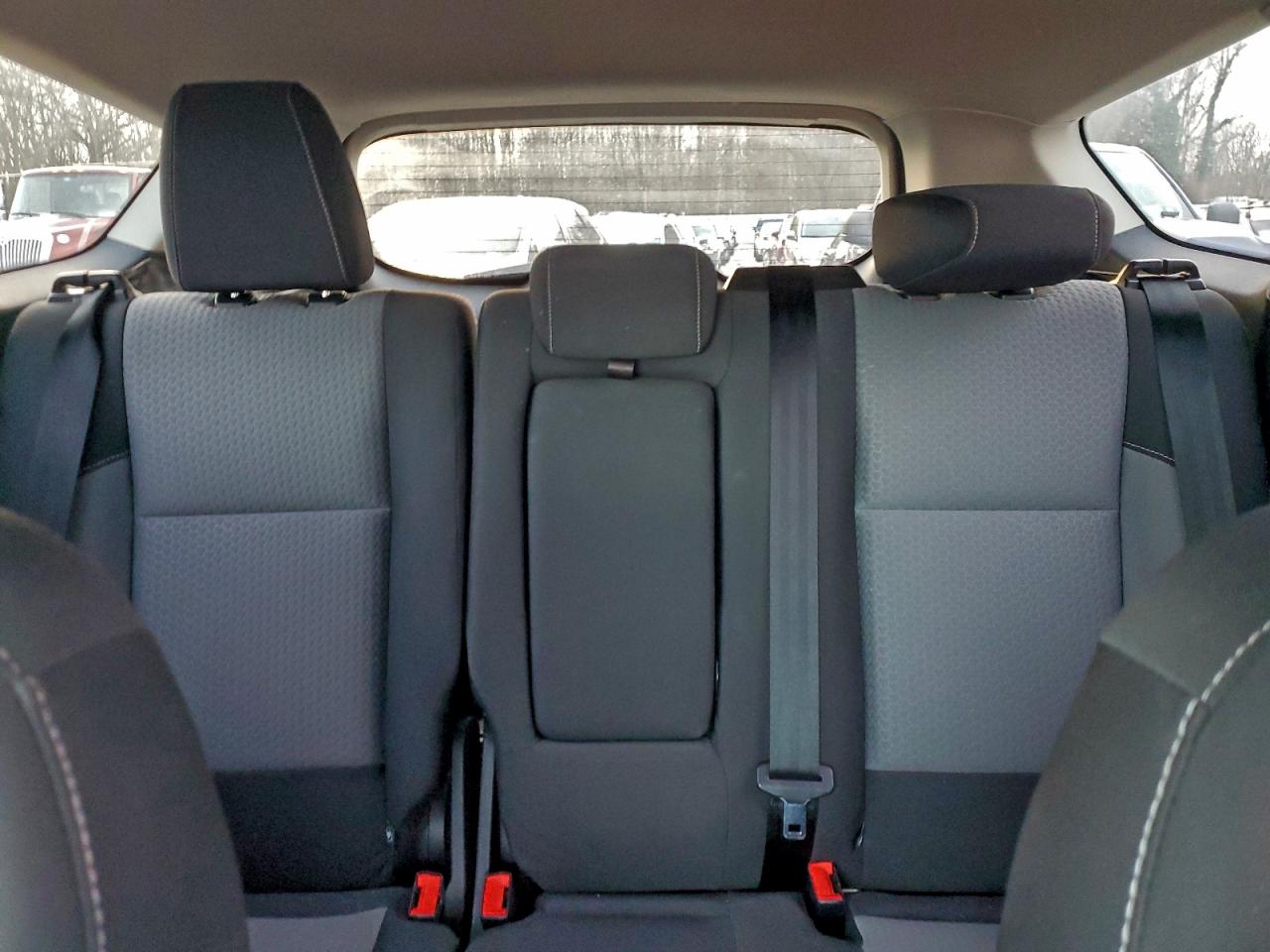 2017 FORD ESCAPE SE photo 10