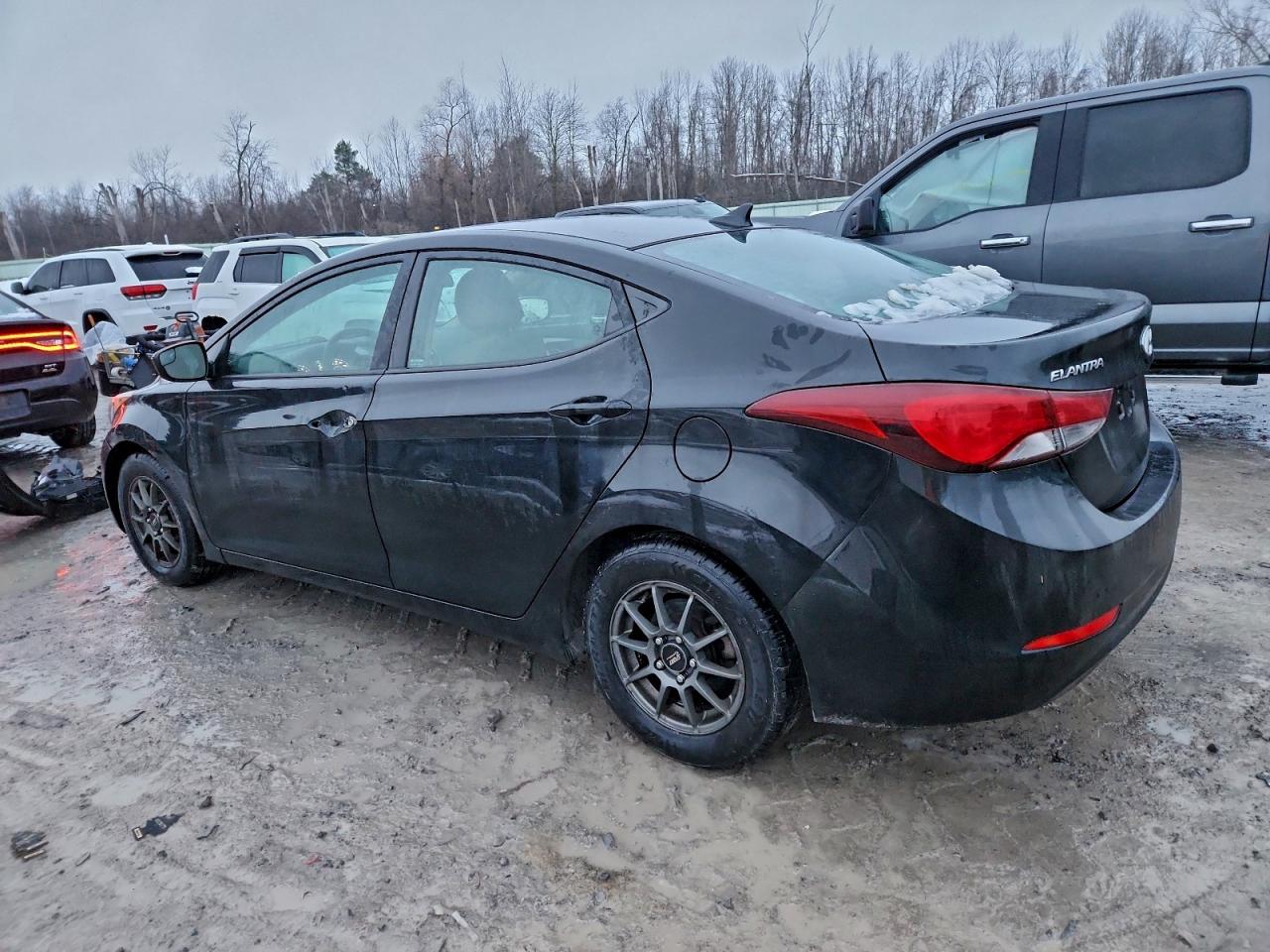 2014 HYUNDAI ELANTRA SE photo 4