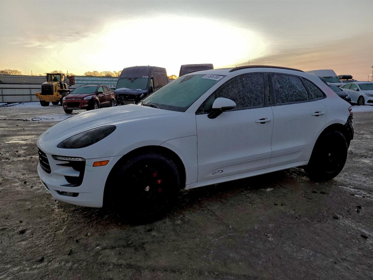 2017 PORSCHE MACAN