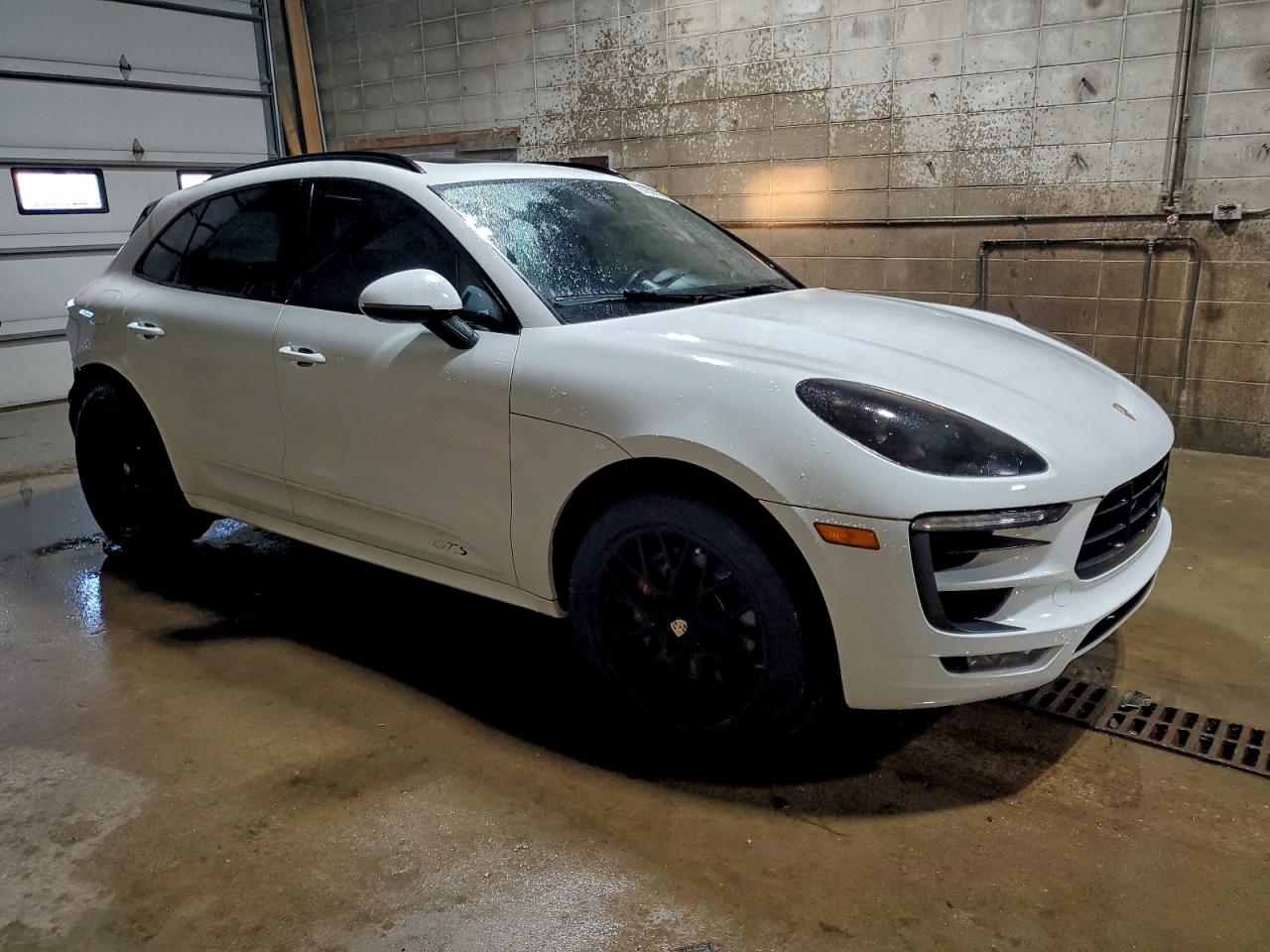 2017 PORSCHE MACAN GTS photo 10