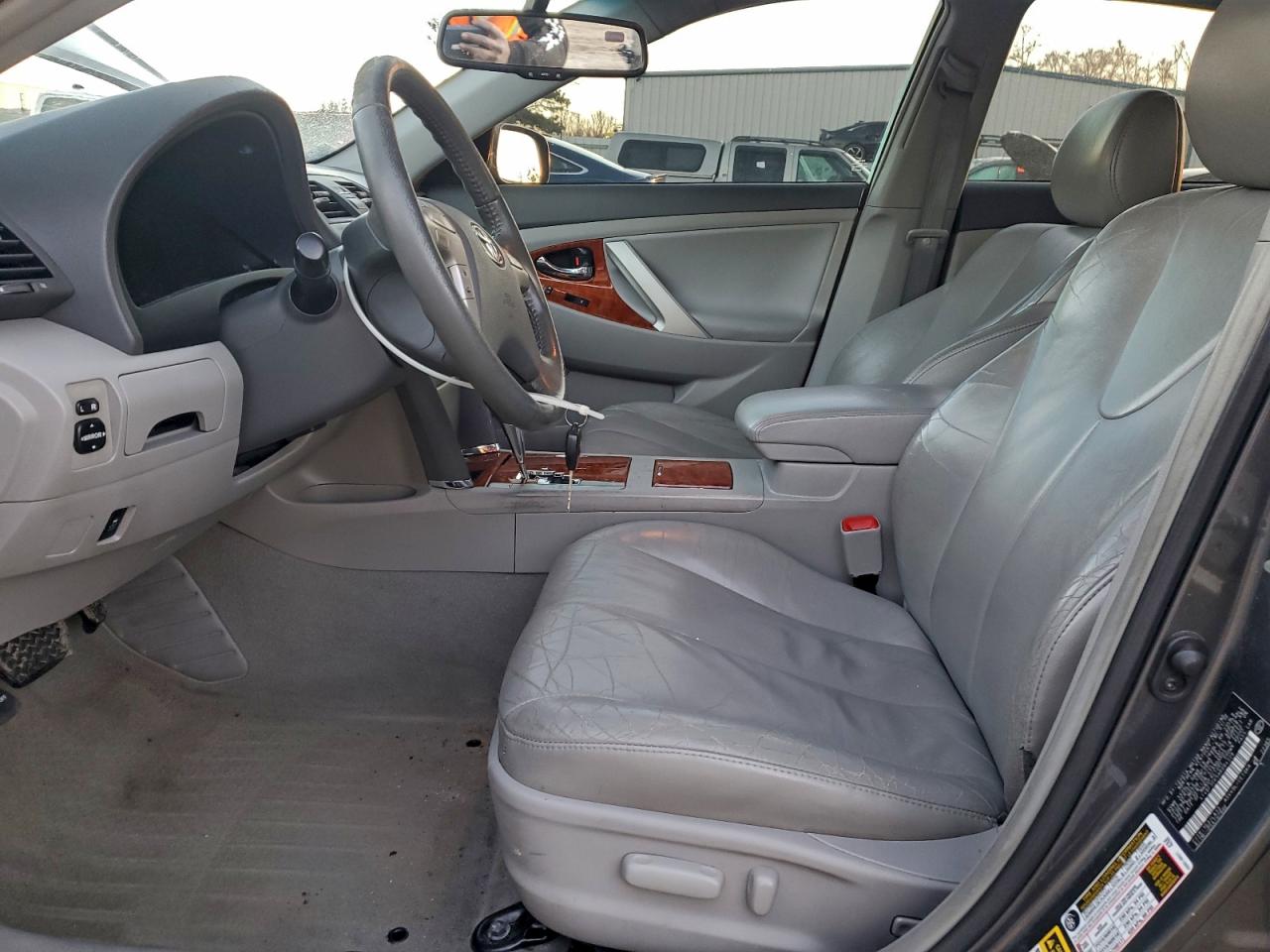 2010 TOYOTA CAMRY BASE photo 13