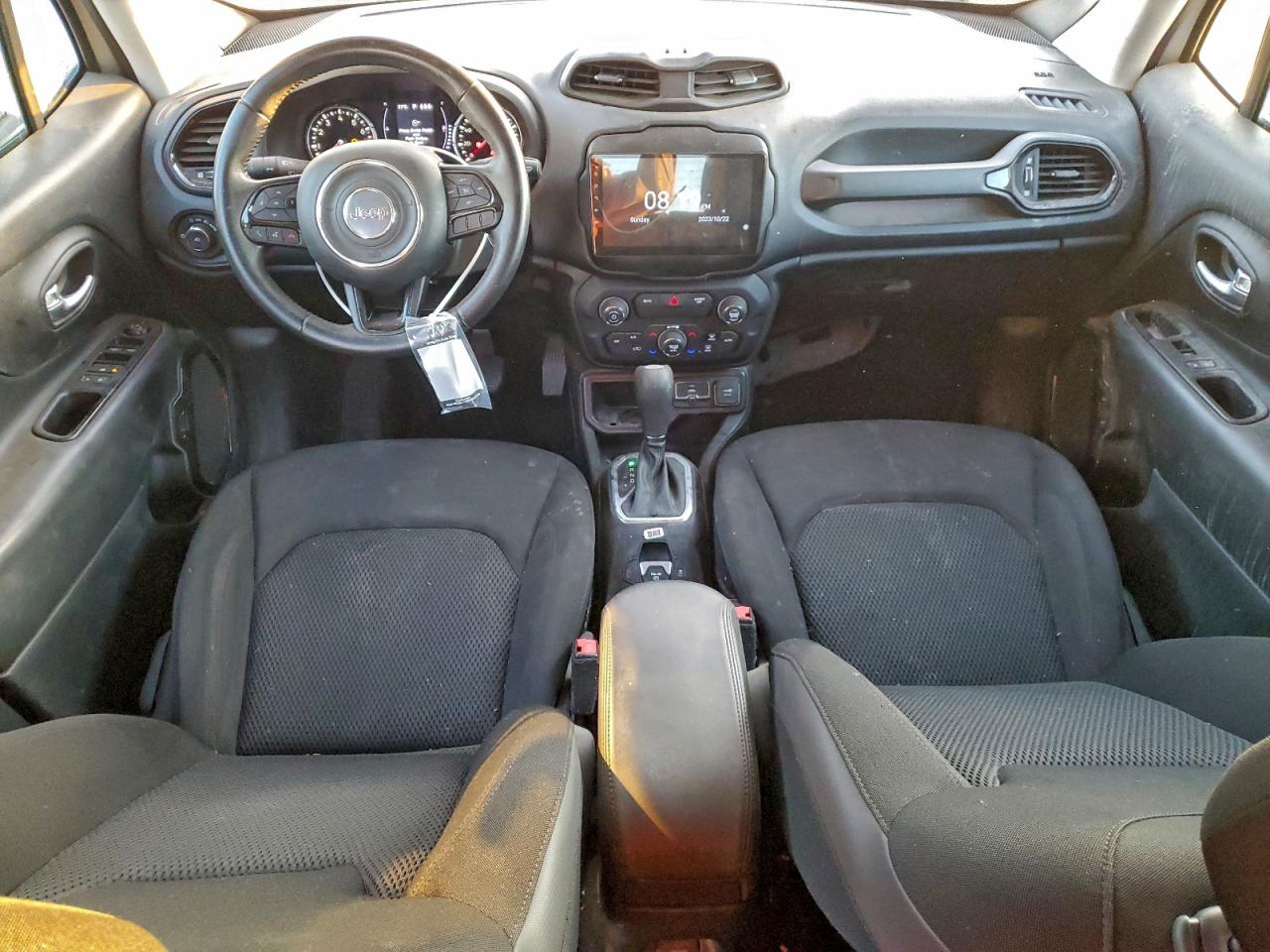 2019 JEEP RENEGADE LATITUDE photo 8