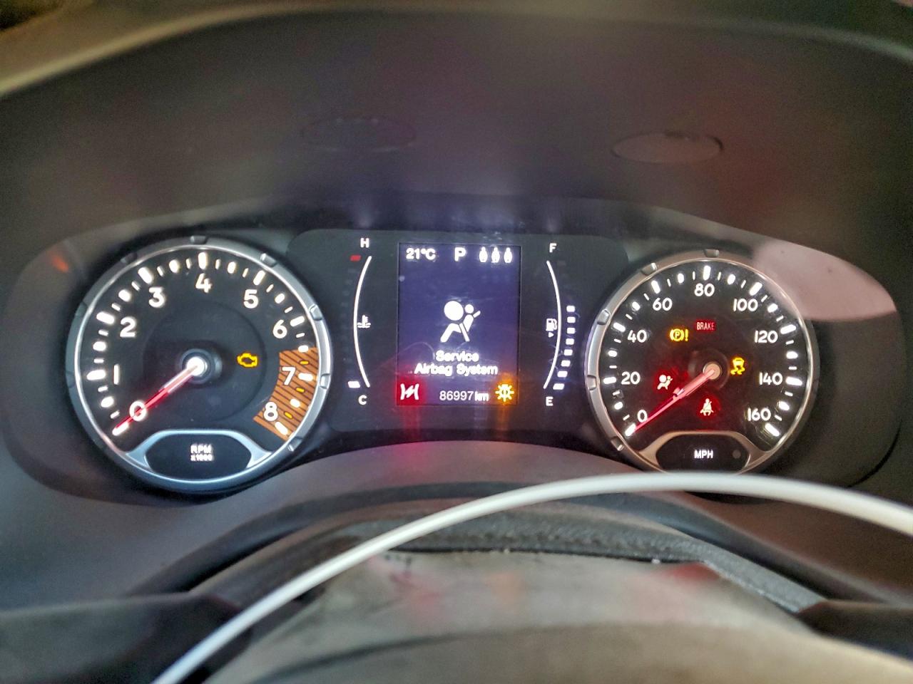 2019 JEEP RENEGADE LATITUDE photo 9
