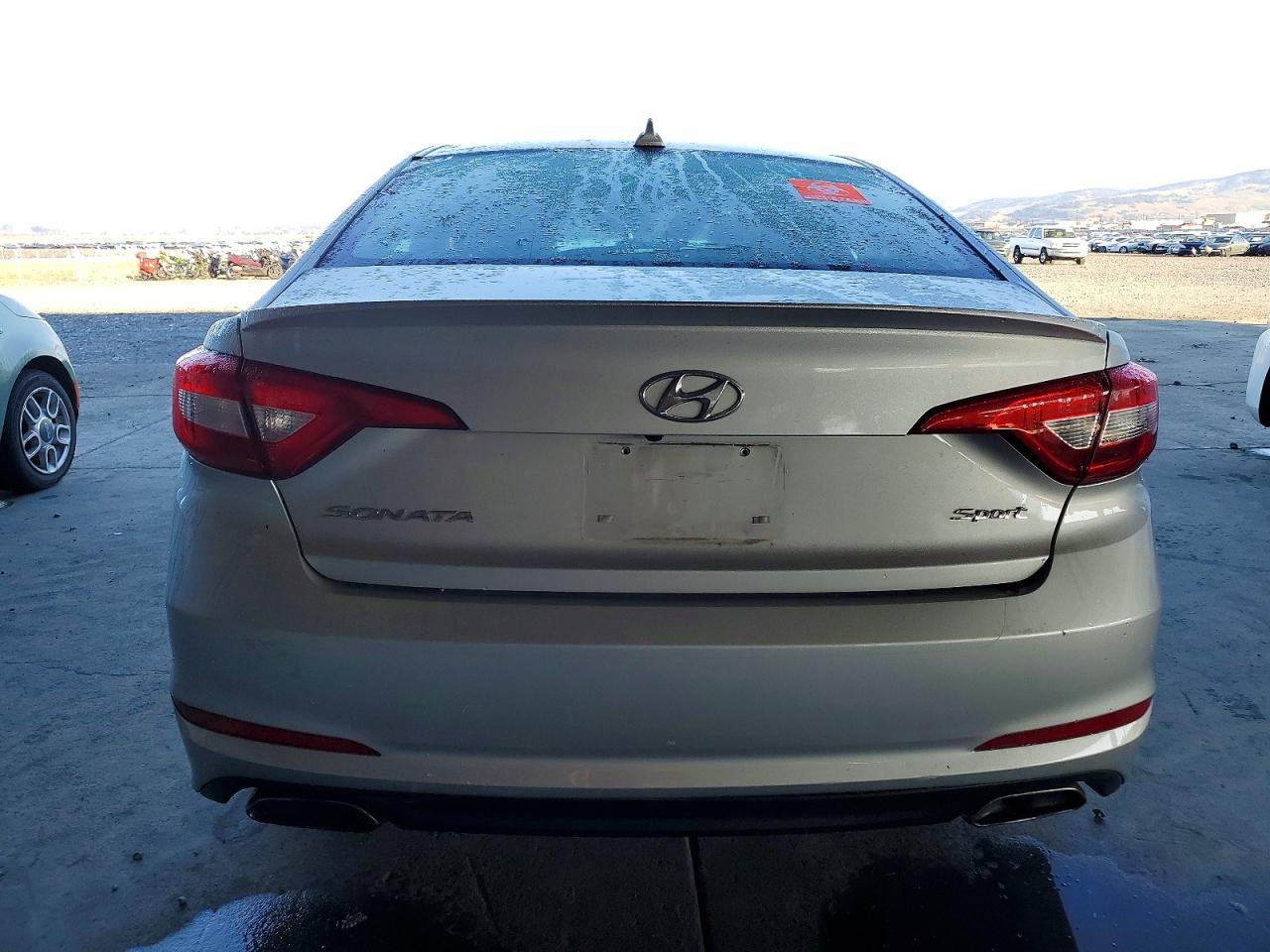 2016 HYUNDAI SONATA SPORT photo 6