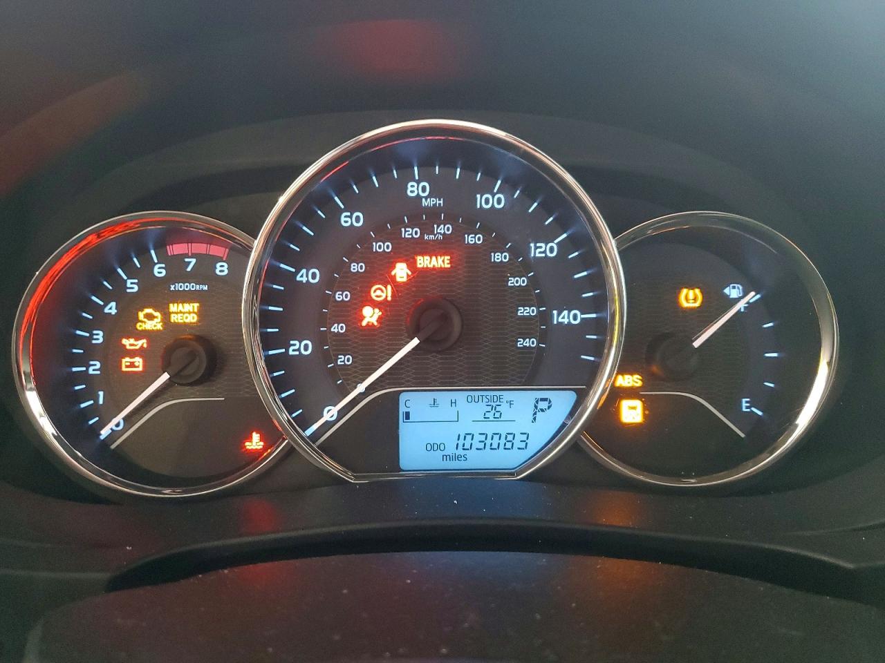 2014 TOYOTA COROLLA L photo 9