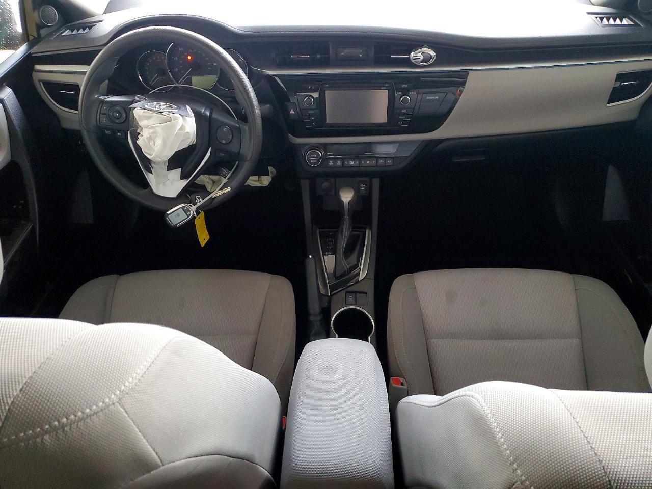 2014 TOYOTA COROLLA L photo 8