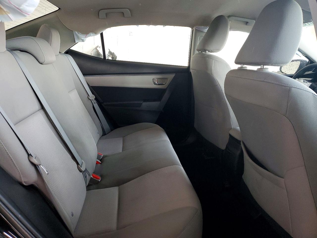 2014 TOYOTA COROLLA L photo 10