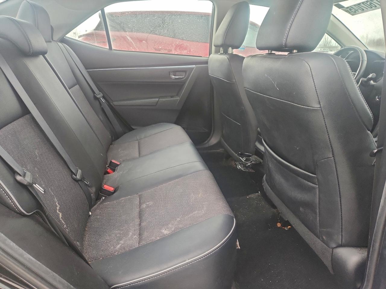 2014 TOYOTA COROLLA L photo 28