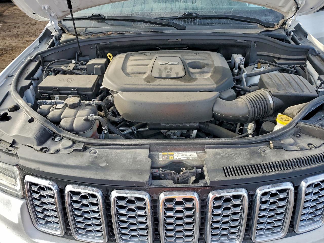 2018 JEEP GRAND CHEROKEE OVERLAND photo 23