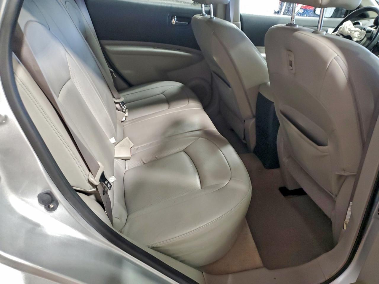 2009 NISSAN ROGUE S photo 28