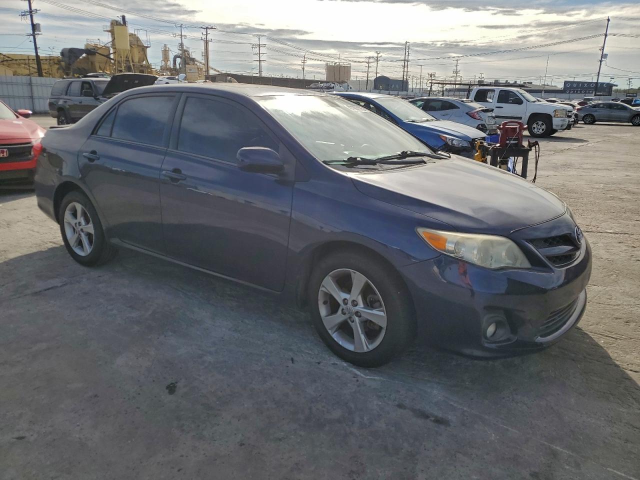 2012 TOYOTA COROLLA BASE photo 4
