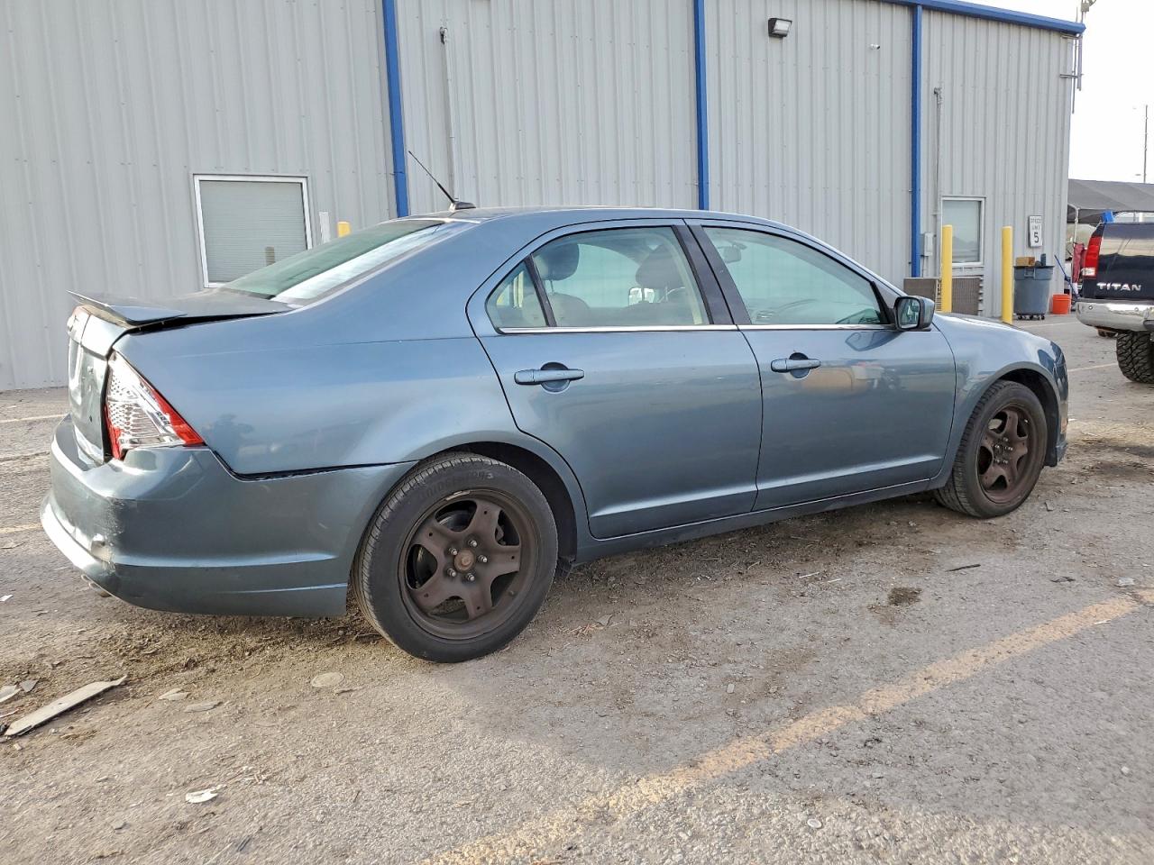 2011 FORD FUSION SE photo 3