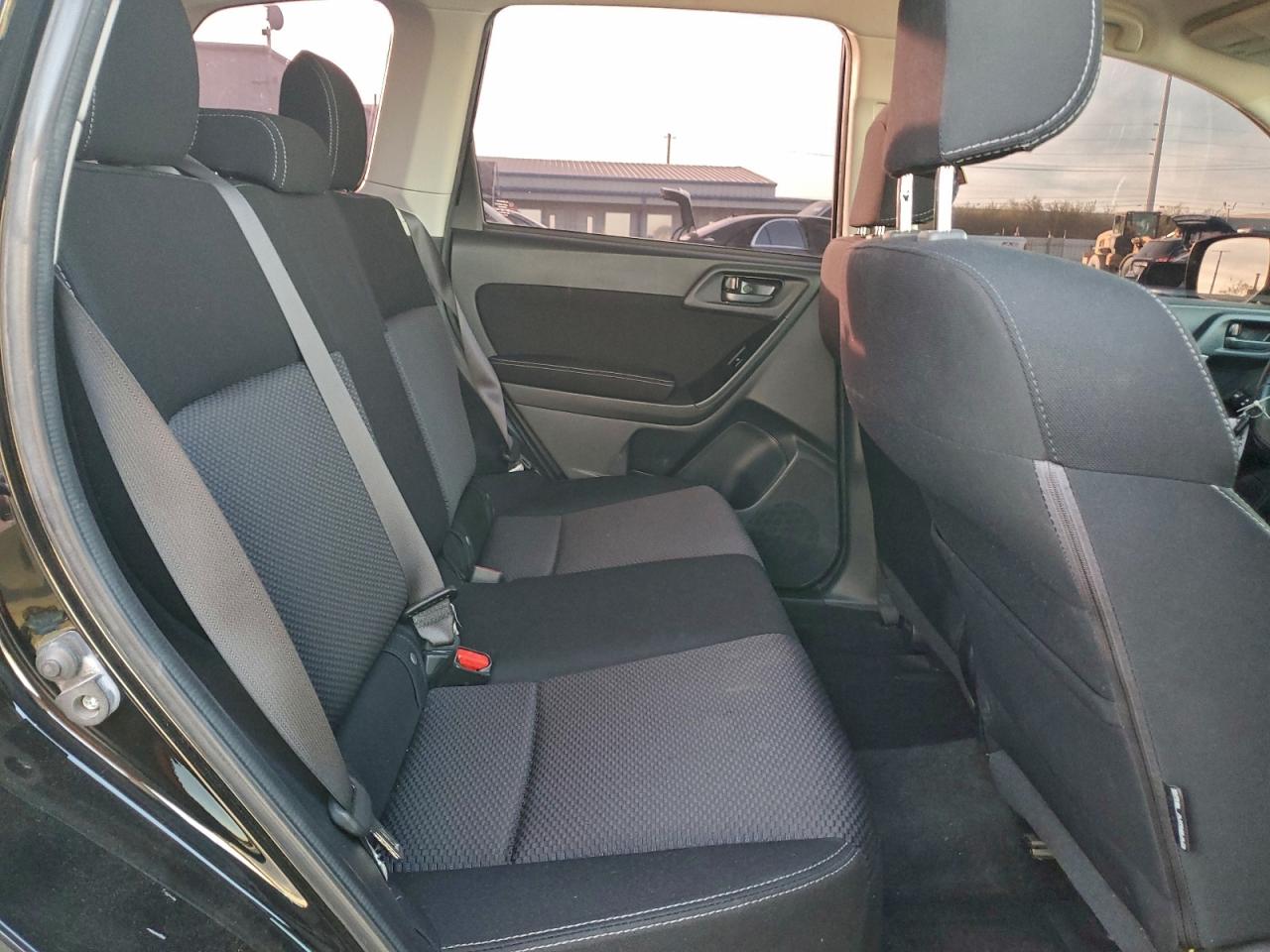2015 SUBARU FORESTER 2.5I photo 11