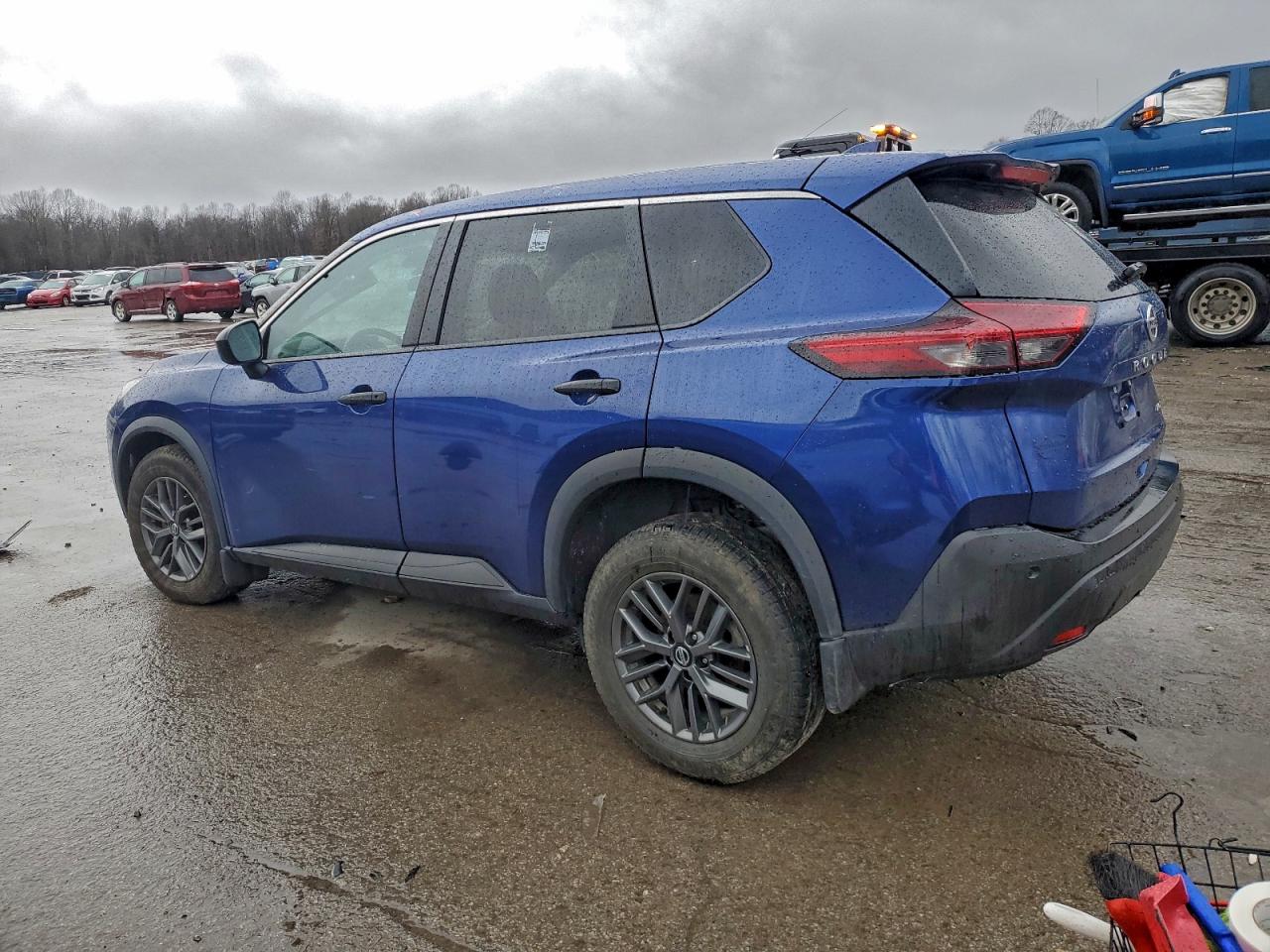 2021 NISSAN ROGUE S photo 4