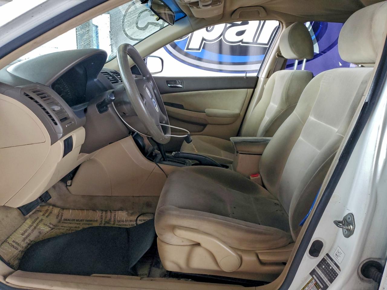 2004 HONDA ACCORD LX photo 7