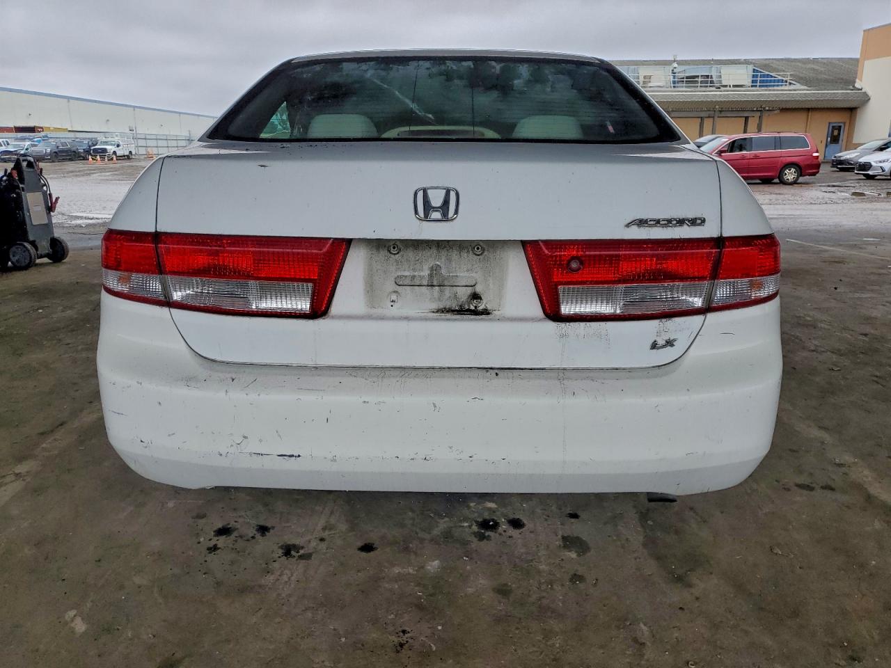 2004 HONDA ACCORD LX photo 6
